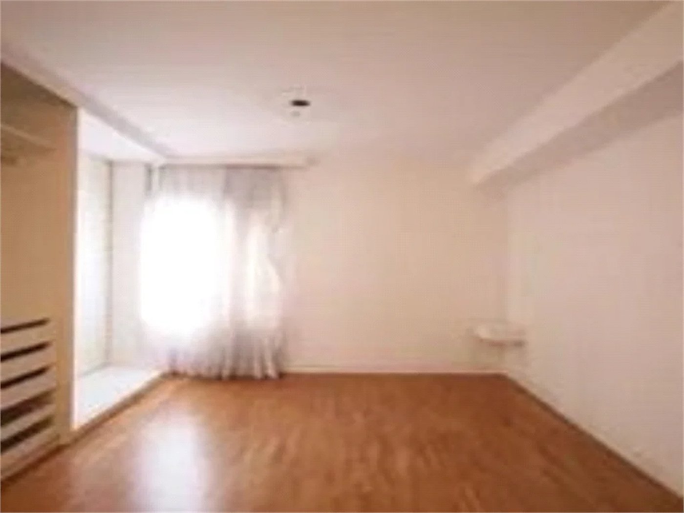 Apartamento à venda com 3 quartos, sendo 2 suítes, em Paraíso do Morumbi, São Paulo, SP