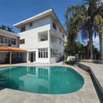 Casa à venda com 4 quartos, sendo 3 suítes, em Jardim Prudência, São Paulo, SP
