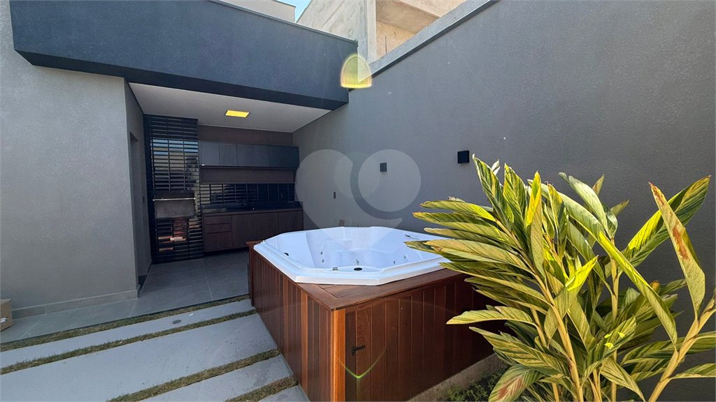 Casa à venda com 3 quartos, sendo 1 suíte, em Jardim Bom Sucesso, Indaiatuba, SP