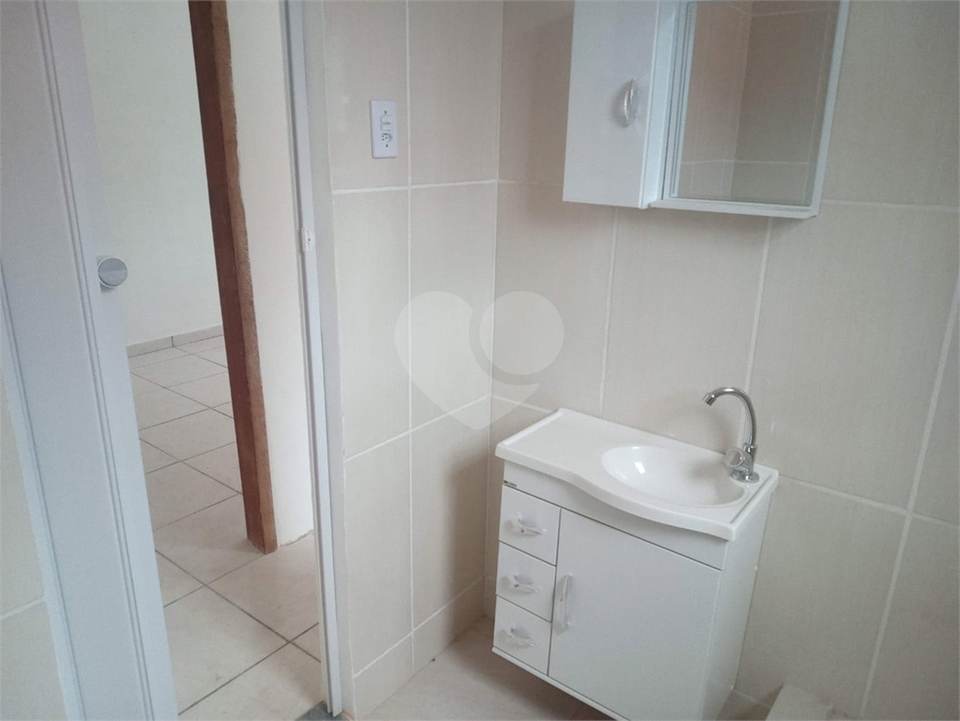 Casa à venda com 2 quartos em Campo Grande, Rio de Janeiro, RJ