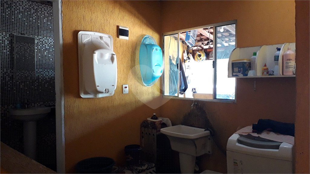 Casa à venda com 5 quartos, sendo 2 suítes, em Jardim Nadir, São Paulo, SP
