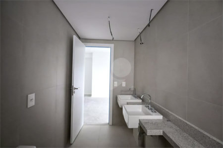 Apartamento à venda com 3 suítes,  em Jardim Fonte do Morumbi, São Paulo, SP