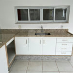 Casa para alugar com 3 suítes no condomínio Figueira Garden, Atibaia - SP
