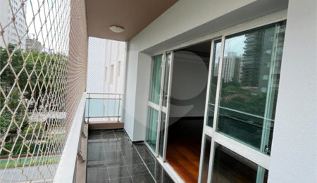 Apartamento à venda com 3 suítes em Aclimação, São Paulo, SP