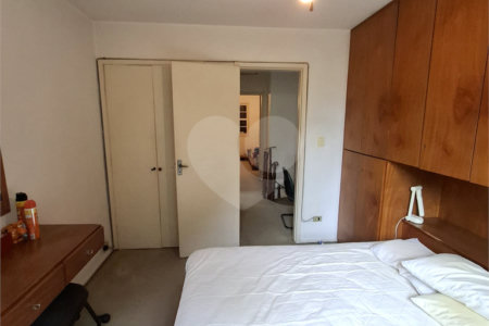 Sobrado à venda com 2 quartos em Alto da Boa Vista, São Paulo, SP