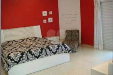 Casa à venda com 3 quartos, sendo 1 suíte,  no condomínio Aruã, Mogi das Cruzes - SP