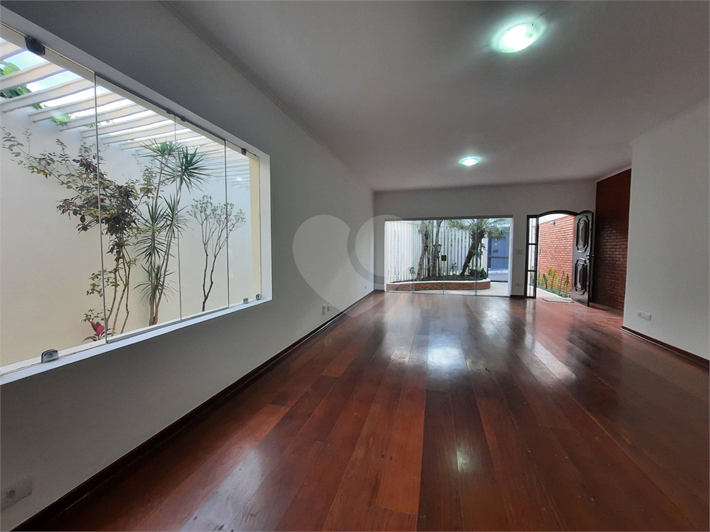 Casa Térrea à venda com 3 quartos, sendo 1 suíte, em Jardim Marajoara, São Paulo, SP