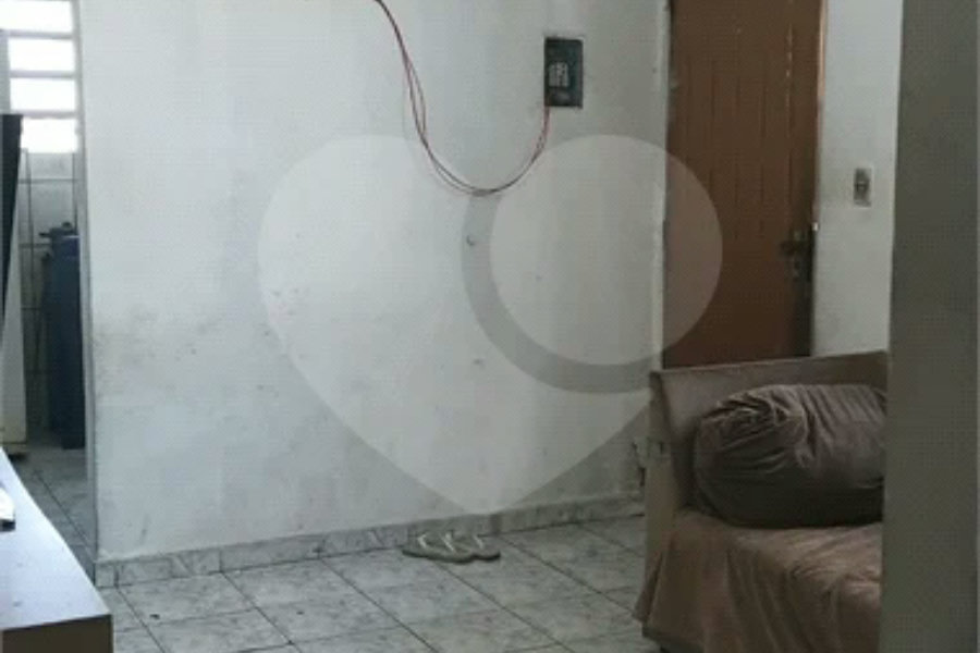 OPORTUNIDADE! ÓTIMO PARA INVESTIDOR. TERRENO 307 M²- Proximidade JABAQUARA