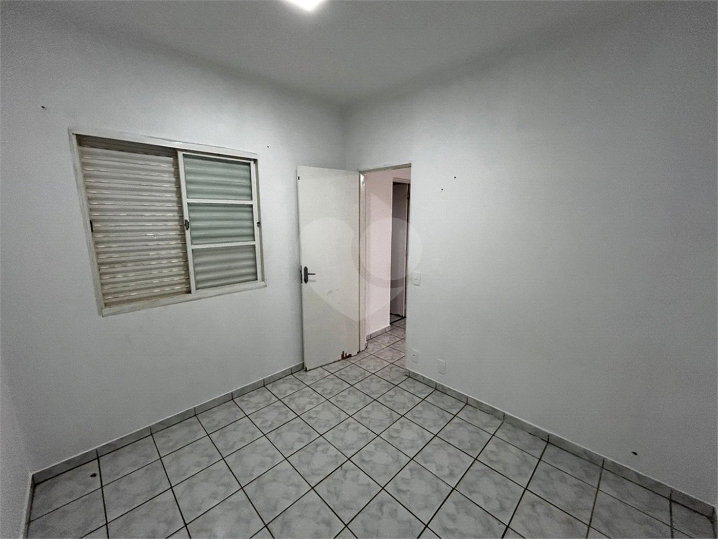 Apartamento Térreo à Venda – Condomínio Oscar Barros | Jardim Tangará