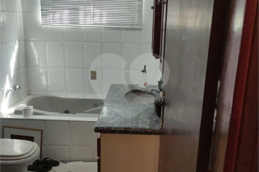 CASA À VENDA COM 3 SUITES CHACARA NAZARETH CENTRO PIRACICABA