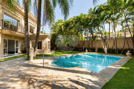 Casa à venda com 4 suítes em Alto de Pinheiros, São Paulo, SP