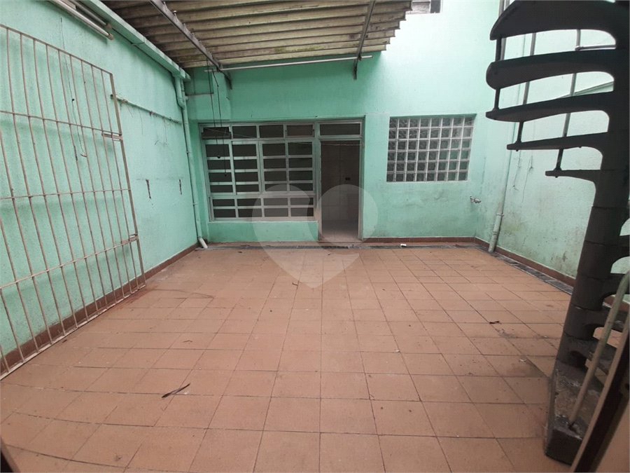 Sobrado à venda com 2 quartos em Vila Margarida, São Paulo, SP