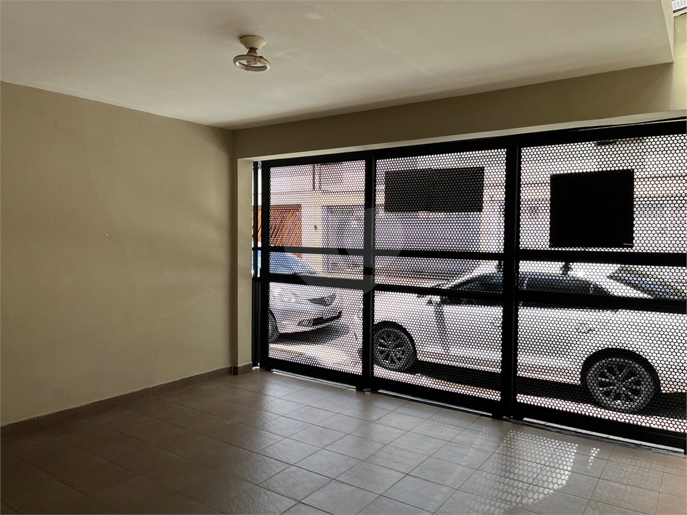 Sobrado à venda com 3 quartos, sendo 1 suíte, em Chácara Santo Antônio, São Paulo, SP
