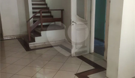 Casa à venda com 3 quartos, sendo 2 suítes,  em Jaraguá, São Paulo, SP