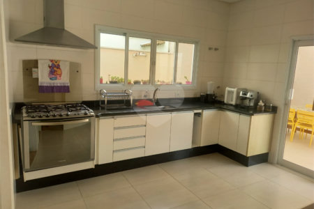 Casa à venda com 3 suítes no condomínio Mont Blanc, Sorocaba - SP
