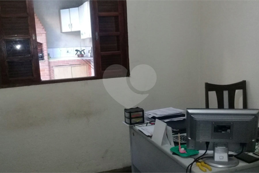 Sobrado à venda com 2 quartos em Tremembé, São Paulo, SP