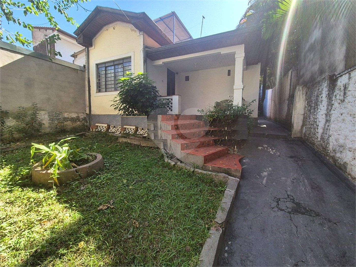 Casa à venda com 5 quartos, sendo 1 suíte, em Santana, São Paulo, SP