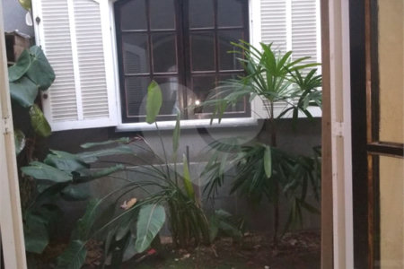 Casa Térrea à venda com 3 suítes em Jardim São Pedro, Mogi das Cruzes, SP