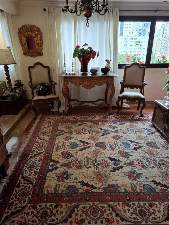 Apartamento à venda com 4 quartos, sendo 2 suítes, em Brooklin Paulista, São Paulo, SP