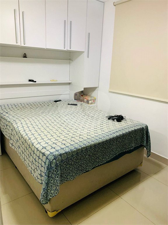 Casa à venda com 4 quartos, sendo 3 suítes, no condomínio Morada da Serra Residencial, Rio de Janeiro - RJ