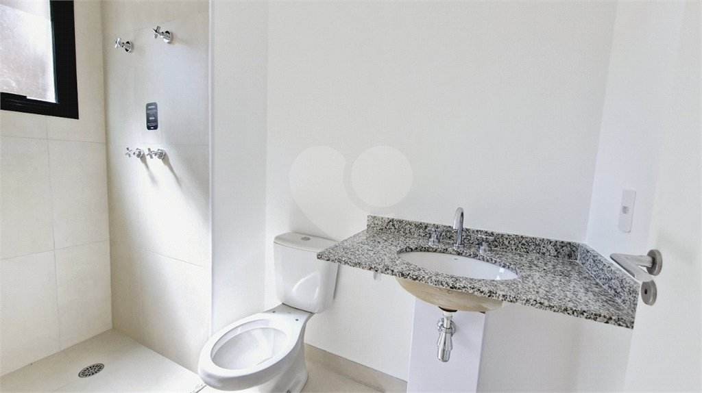 Apartamento à venda com 3 quartos, sendo 2 suítes, em Brooklin, São Paulo, SP