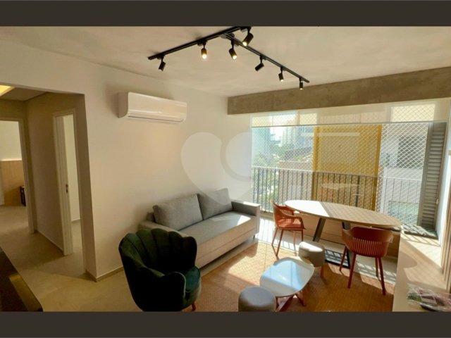 Loja para alugar com 2 quartos, sendo 1 suíte,  em Vila Madalena, São Paulo, SP