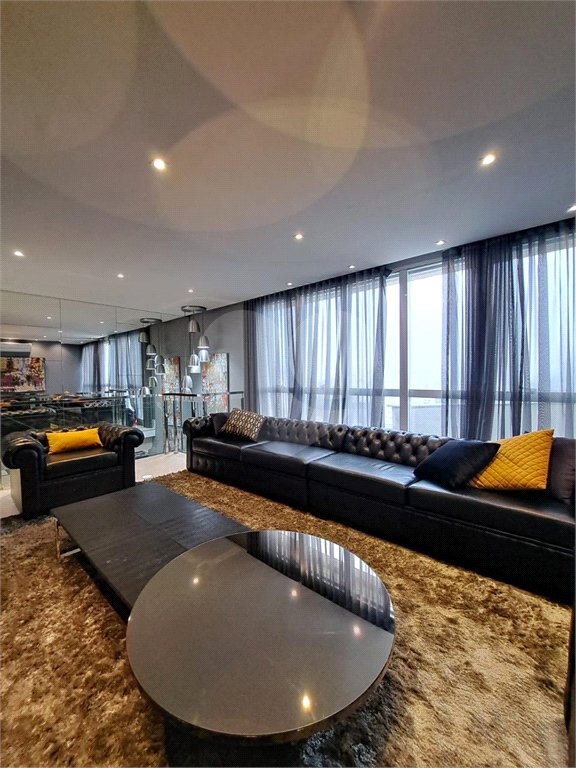 Apartamento à venda com 3 suítes no Centro, Santo André, SP
