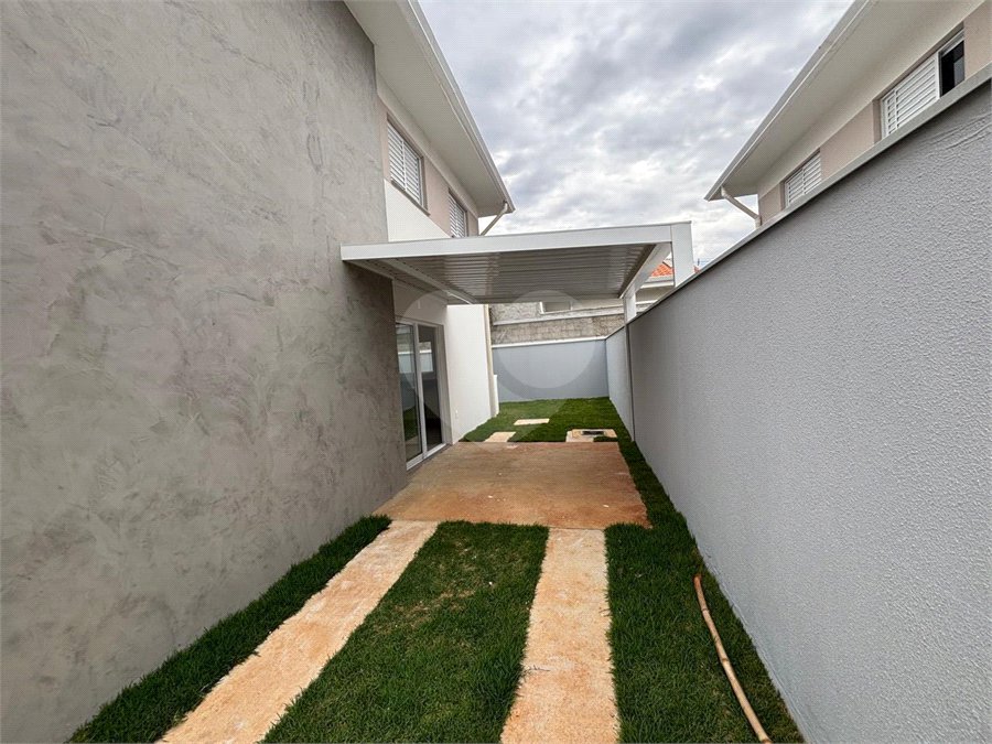 Casa à venda ou para alugar com 3 quartos, sendo 1 suíte,  no condomínio Residencial Villa Flora, Votorantim - SP