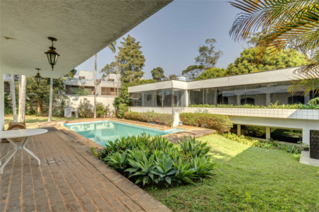 Casa à venda com 4 suítes no condomínio Chácara Flora, São Paulo - SP