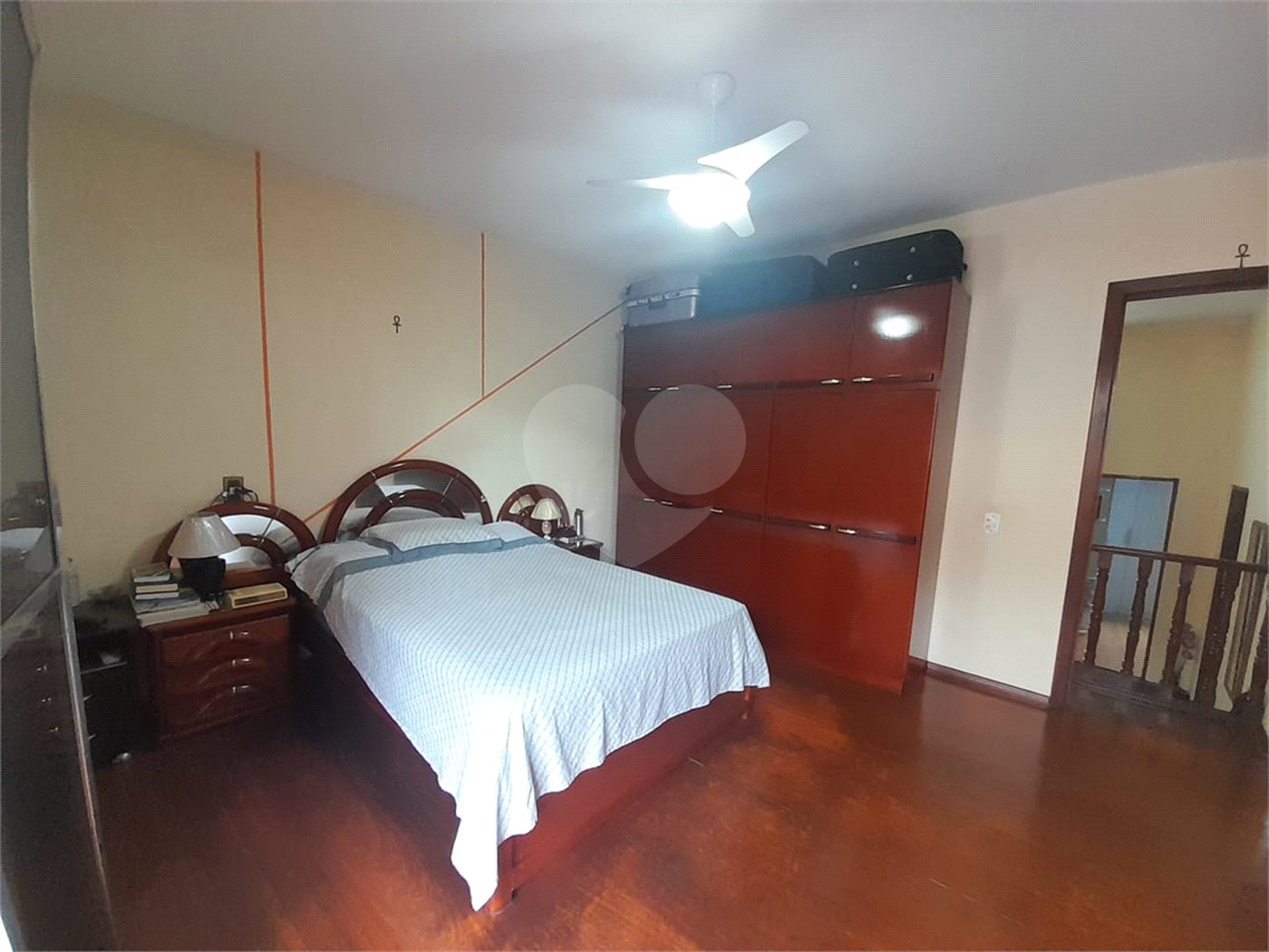 Sobrado à venda com 4 quartos, sendo 1 suíte,  em Saúde, São Paulo, SP
