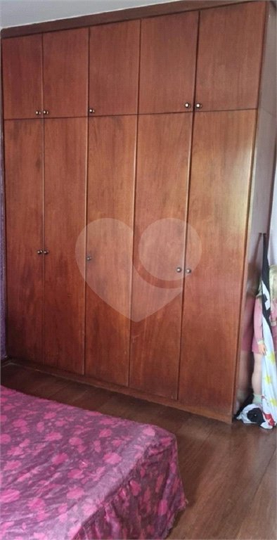 Sobrado à venda com 4 quartos, sendo 2 suítes,  em Recreio Maristela, Atibaia, SP