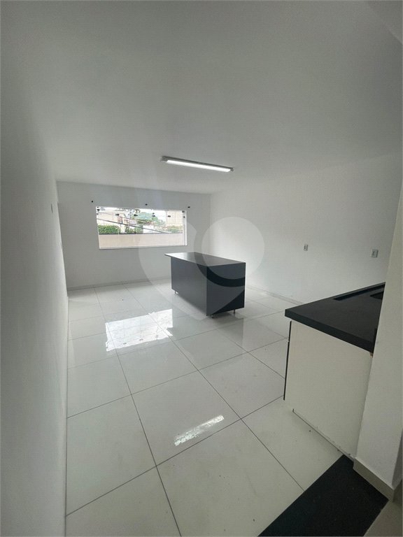 Sobrado à venda com 3 quartos, sendo 2 suítes,  em Vila Oliveira, Mogi das Cruzes, SP