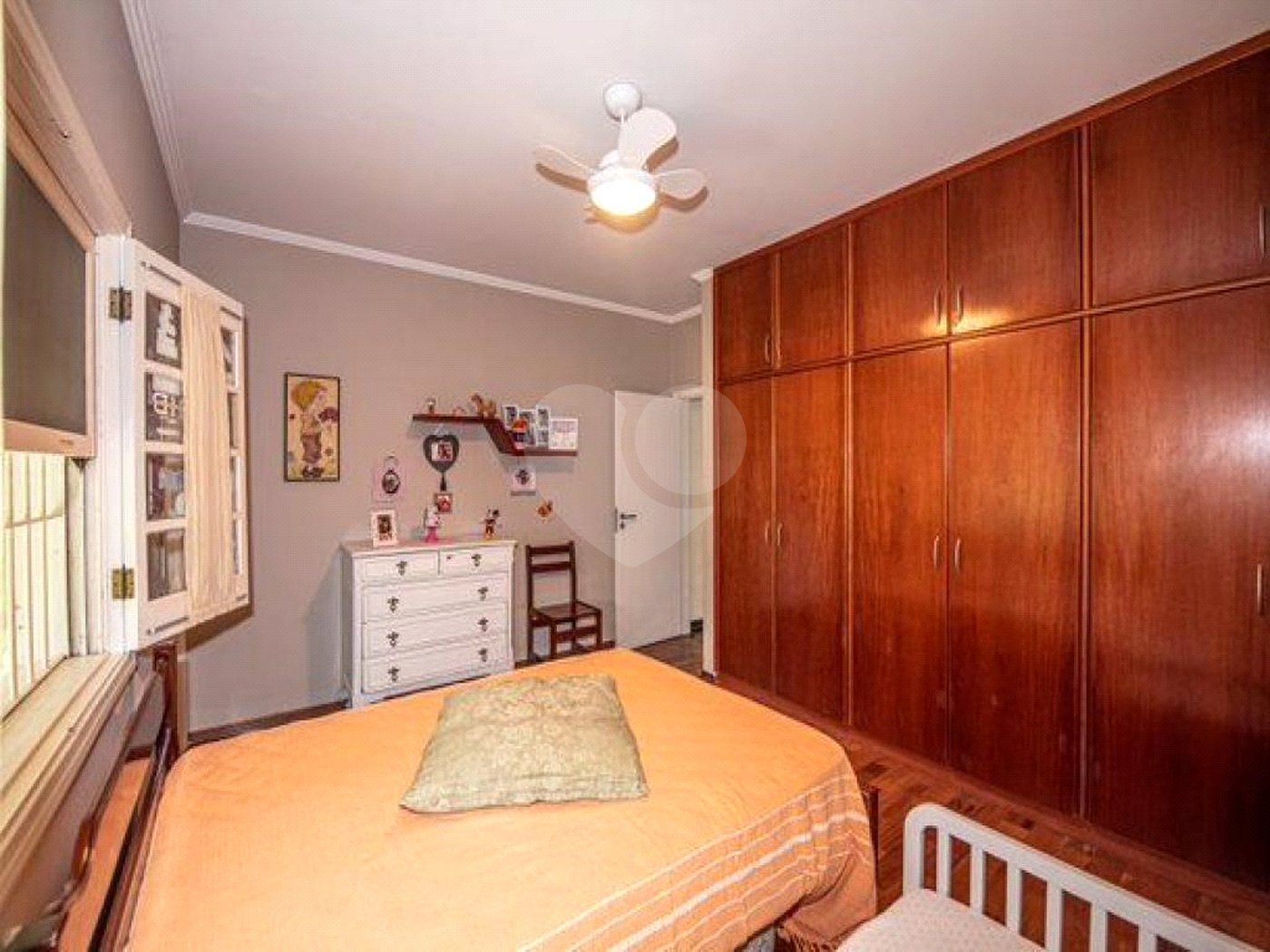 Casa à venda com 3 suítes no condomínio Aldeia da Serrinha, Sorocaba - SP