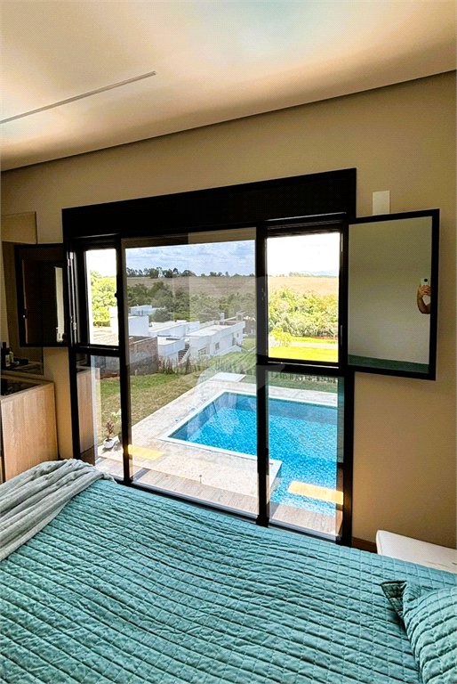 Casa à venda com 4 suítes no condomínio Village Ipanema, Araçoiaba da Serra - SP
