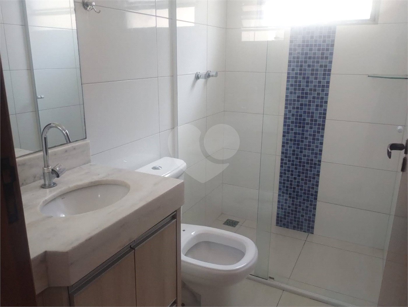 Casa à venda com 3 quartos, sendo 1 suíte, em Parque Industrial, São José dos Campos, SP
