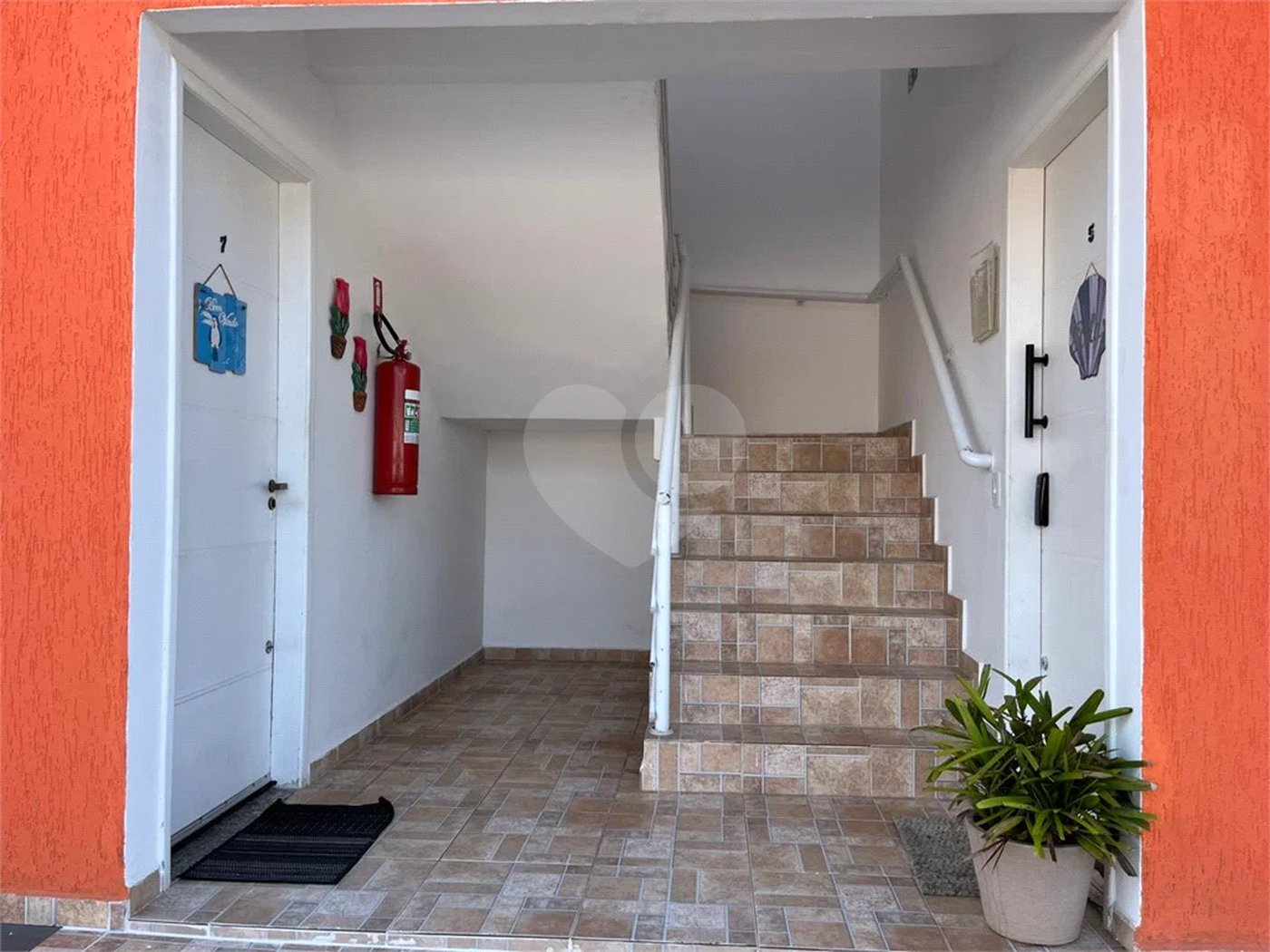 Apartamento à venda com 2 quartos em Boraceia, Bertioga, SP