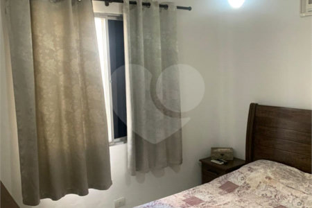 Apartamento à venda com 2 quartos, sendo 1 suíte,  em Canto do Forte, Praia Grande, SP