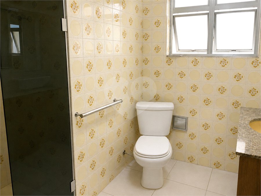Casa à venda com 4 quartos, sendo 2 suítes,  em Jardim Bela Vista, Santo André, SP