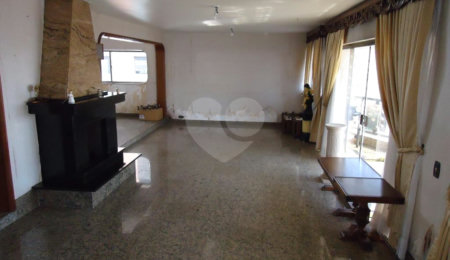 Apartamento à venda com 5 quartos, sendo 3 suítes,  em Vila Regente Feijó, São Paulo, SP