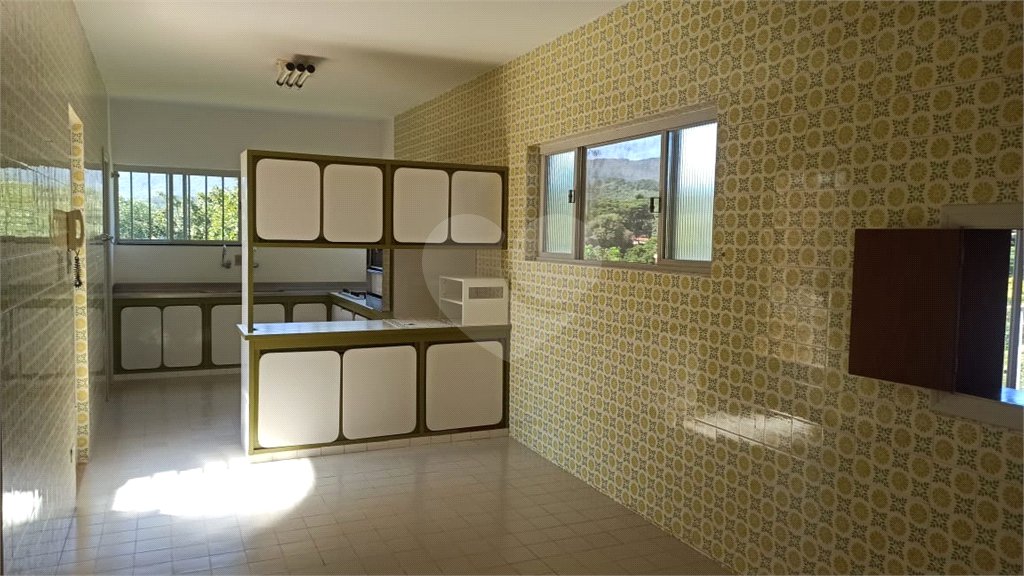 Casa à venda com 4 quartos, sendo 1 suíte, em Vila Santista, Atibaia, SP