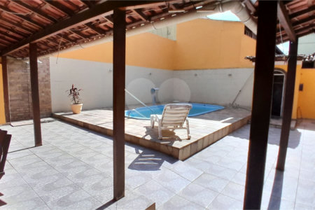 Casa à venda com 3 quartos, sendo 1 suíte, em Campo Grande, Rio de Janeiro, RJ