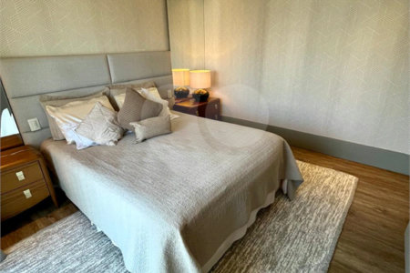 Apartamento à venda com 4 quartos, sendo 3 suítes, em Morumbi, São Paulo, SP