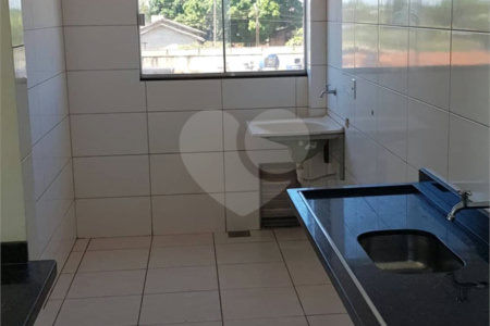 Apartamento à venda com 2 quartos em Jardim Central, Dourados, MS