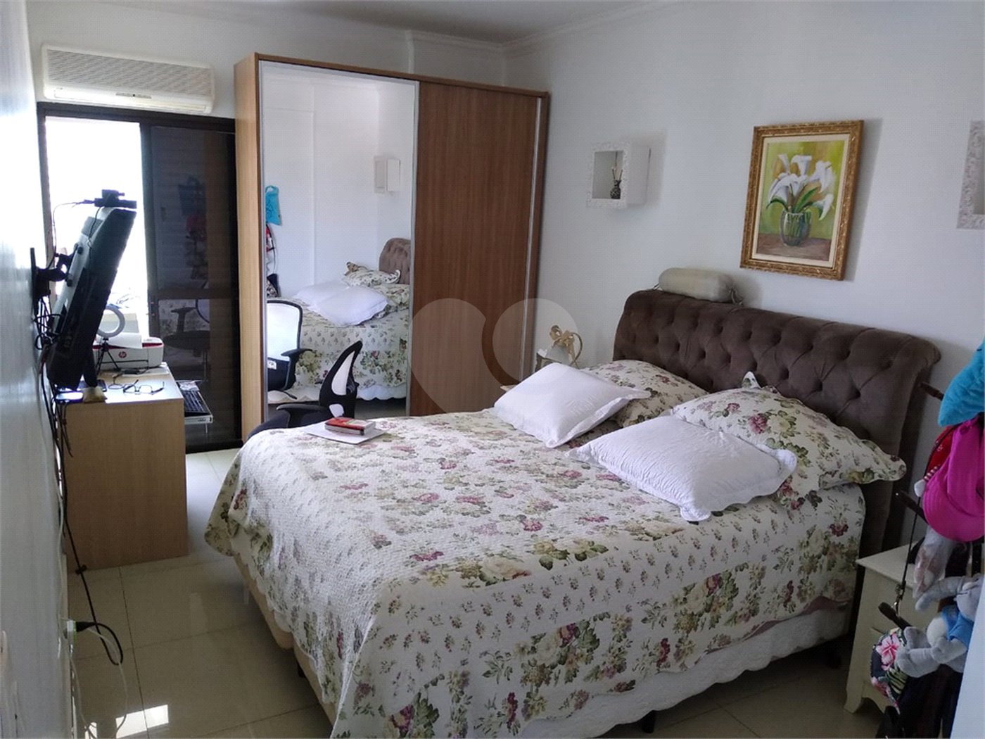 Apartamento à venda com 3 quartos, sendo 1 suíte,  em Vila Vitória, Mogi das Cruzes, SP