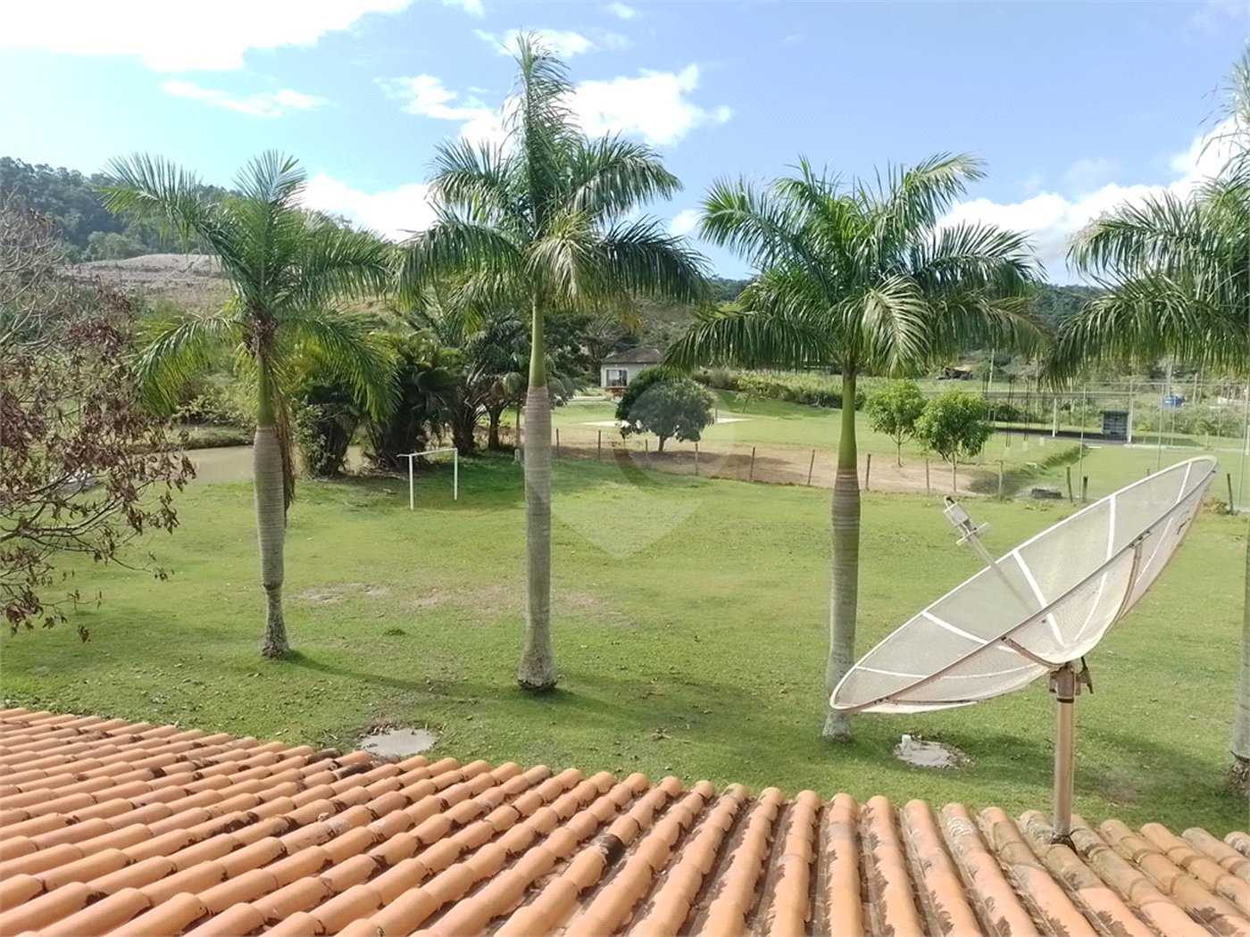 Sítio à venda com 4 quartos, sendo 3 suítes, em Caxito, Maricá, RJ