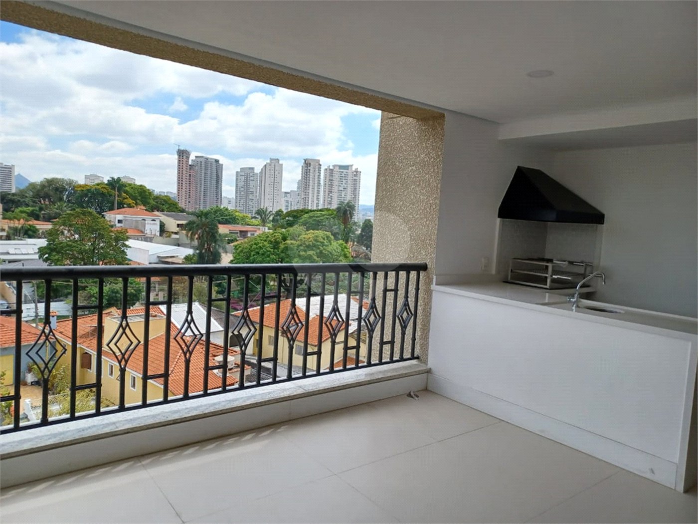 Cobertura à venda com 3 quartos, sendo 2 suítes,  em Lapa, São Paulo, SP