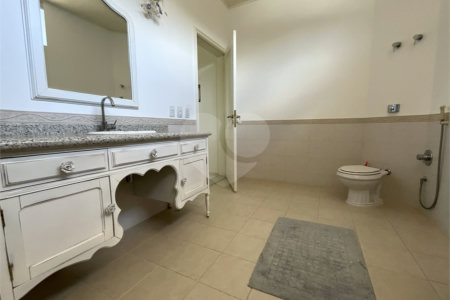 Casa à venda com 6 quartos, sendo 5 suítes, no condomínio City Castelo, Itu - SP
