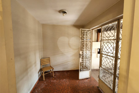 Sobrado à venda com 3 quartos em Indianópolis, São Paulo, SP