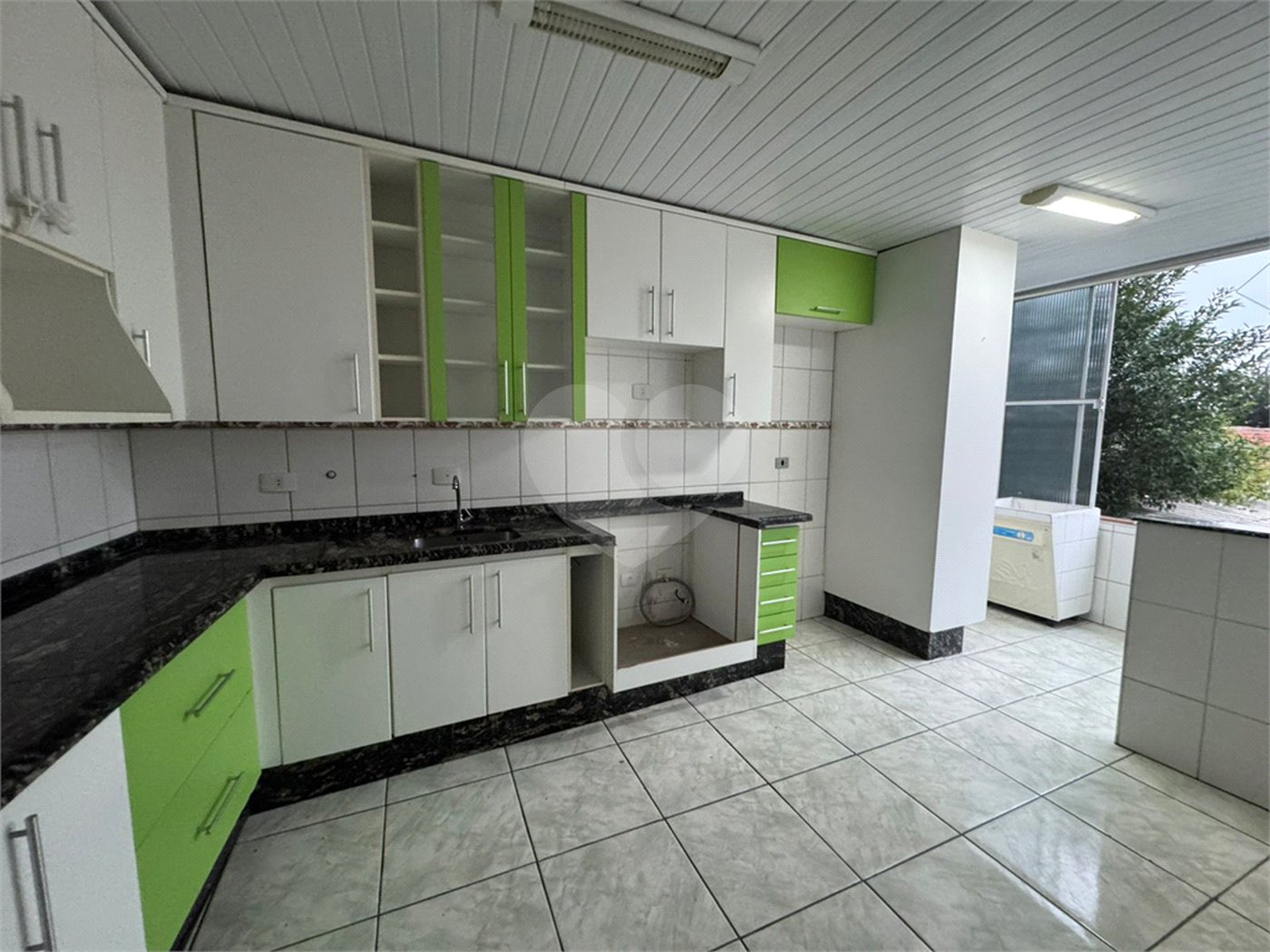Casa à venda com 3 quartos, sendo 1 suíte,  em Jardim Imperador, Guarulhos, SP