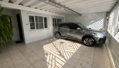 Casa Térrea à venda com 2 quartos, sendo 1 suíte,  em Parque Esmeralda, São Paulo, SP